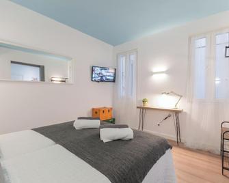 Atocha City Centre Wifi-A/C-Smarttv - Madrid - Habitación