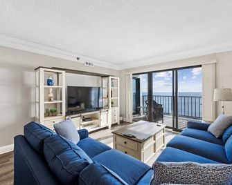 Luxe Oceanfront Escape Private Balcony & Wet Bar - Ocean City - Living room