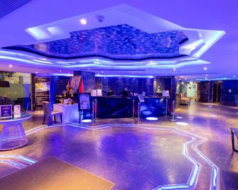 Centara Azure Hotel Pattaya - Pattaya - Restaurant
