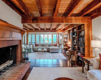 Mountain Views! Bonus Room | Sugarhouse Hideaway - Barnard - Living room