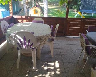 Nimrod Pihenohaz - Eger - Patio