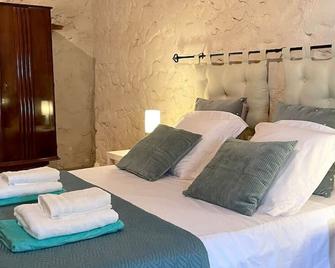 La Fleur de Savignac · 3 bd, pool, views, WiFi - Savignac-de-Duras - Habitación