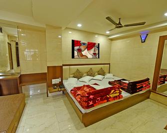 Baba Guest House - Ajmer - Bedroom