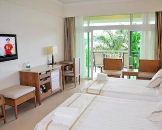 Landscape Beach Hotel Sanya - Sanya - Bedroom