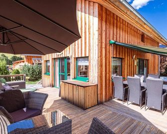 Superior Chalet With Whirlpool - Murau - Patio
