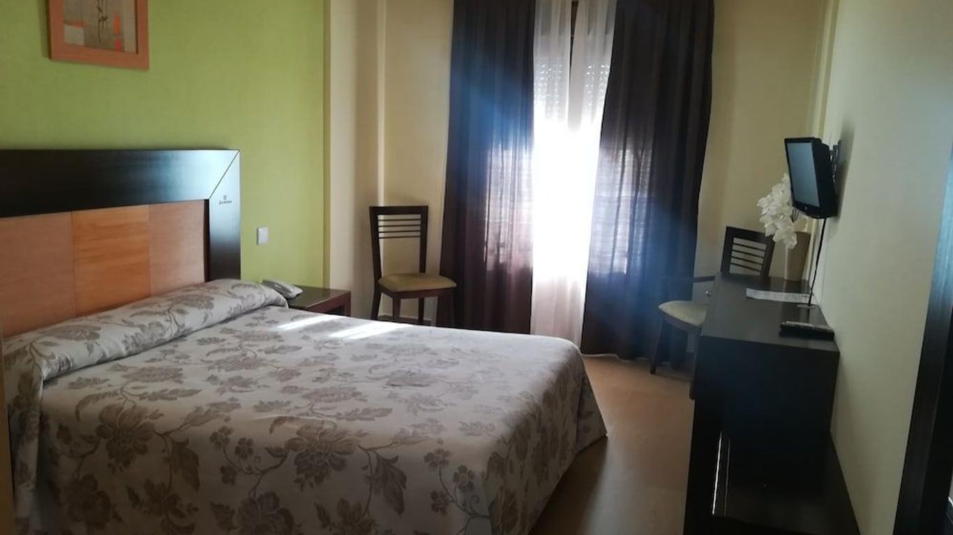 Hostal Jijones