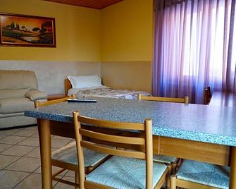 Hotel Iscla - Edolo - Comedor