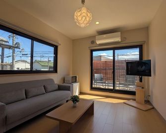 Dream Stays Sora - Izumisano - Salon