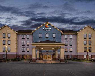 Comfort Inn Indianapolis East - Indianápolis - Edificio
