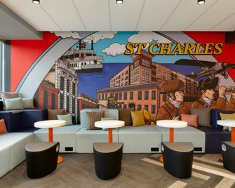 Tru by Hilton St. Charles St. Louis - St. Charles - Lounge