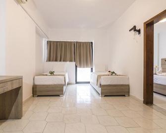 Tivoli Hotel - Faliraki - Bedroom