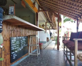 Metis Eco Lodge - 庫塔 - 酒吧