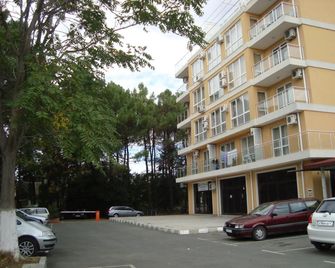 Apart-Hotel Flores Park - Sunny Beach - Building