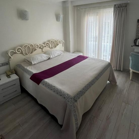 Garra Hotel image 1