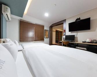 Nj Motel - Pyeongtaek - Habitación