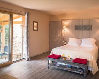 Le Lion D'or En Perigord - Mauzac-et-Grand-Castang - Bedroom