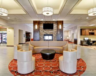 Homewood Suites by Hilton Woodbridge - Woodbridge - Lobby