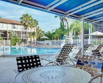 Orlando International Resort Club - Orlando - Pileta