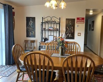 Morgan Farm - Well cared for Ranch house near Canadarago Lake - Richfield Springs - Comedor