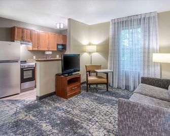 TownePlace Suites by Marriott Raleigh Cary/Weston Parkway - Cary - Sala de estar