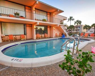 Sea Cliff Hotel - Lauderdale-by-the-Sea - Bể bơi