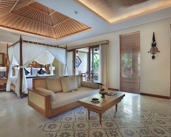 The Sankara Suites and Villas by Pramana - Ubud - Living room