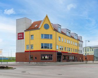Hotel Torslanda - Torslanda - Rakennus
