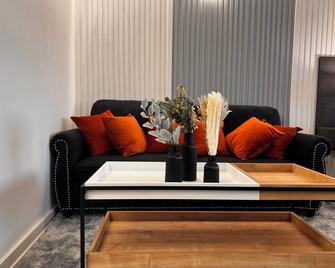 The Irish Inn Boutique Hotel - Shamrock - Wohnzimmer