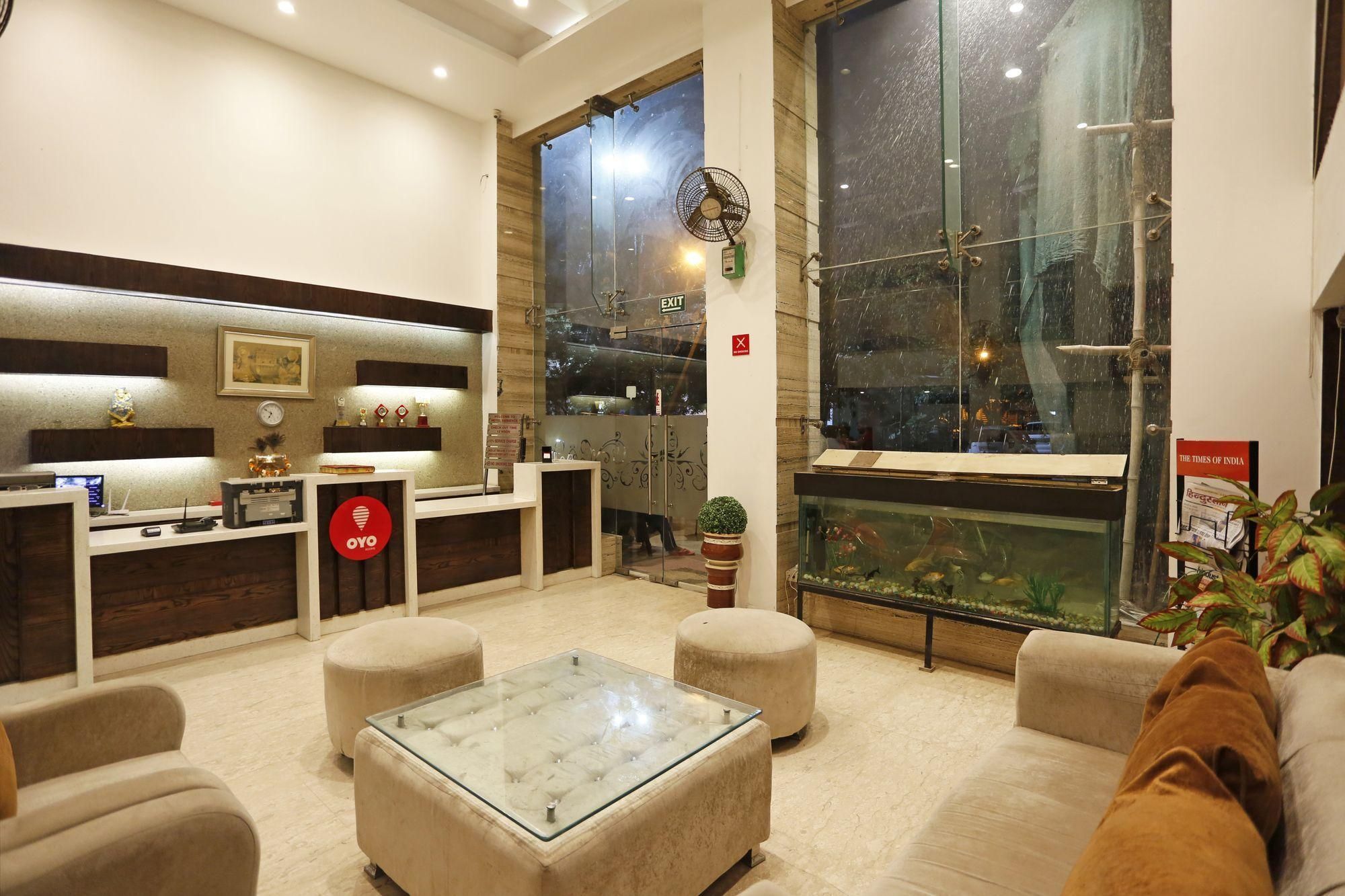 Collection O Hotel Ambience