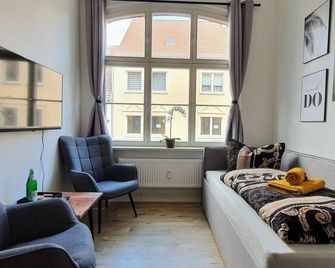 Hogulu - klein und fein in der Altstadt, Appartement 10 - Brandeburgo - Sala de estar