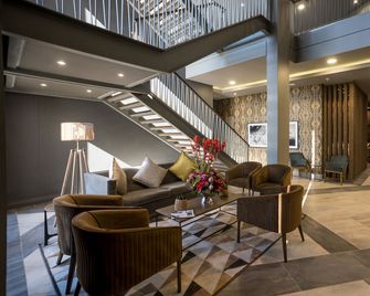 Mayfair Hotel - Mthatha - Lobby