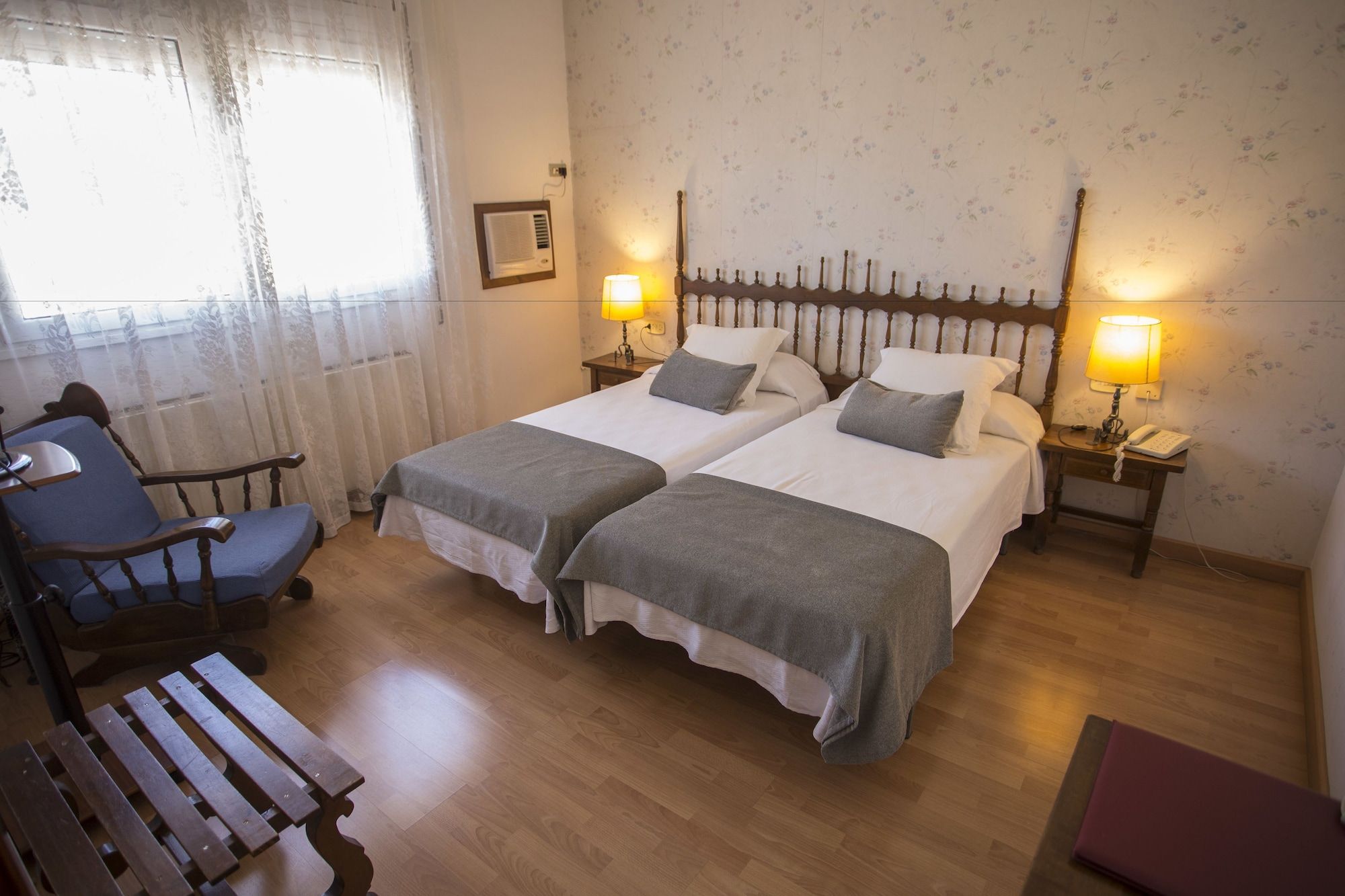 Hotel Segle XX - Tremp
