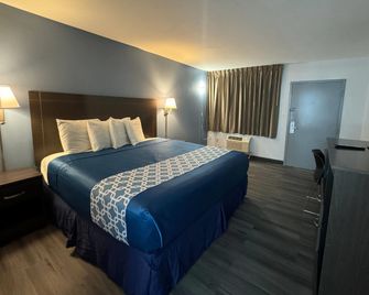 Travelodge by Wyndham Gainesville - Gainesville - Habitación