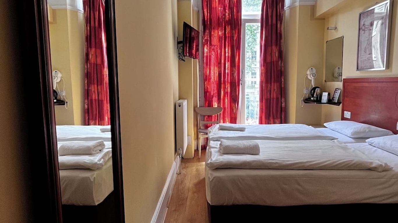 Dolphin Inn - The Lodge