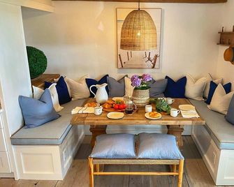 Beach Club: your own private 'Caribbean' resort - Piney Point - Comedor