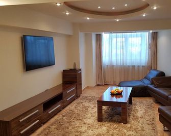Ultra Deluxe Unirii Square // - Bucharest - Living room