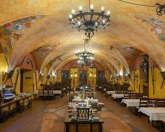 Pytloun Old Armoury Hotel Prague - Prague - Restaurant