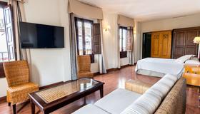 Hotel Plaza Nueva - Granada - Bedroom