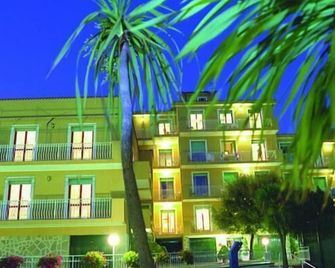 Residence I Morelli - Pietra Ligure - Bâtiment