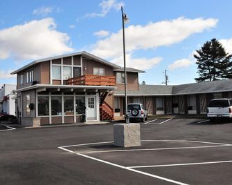 Budget Host Inn Iron Mountain - Iron Mountain - Edificio