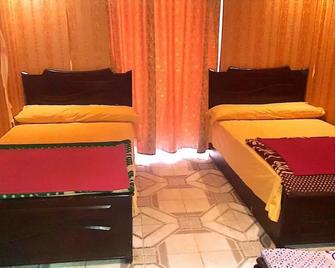 Alkadi Hotel - Alexandria - Schlafzimmer