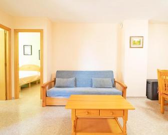 Global Properties, Apartamento con piscina en Residencial Brezo - Canet d'En Berenguer - Sala