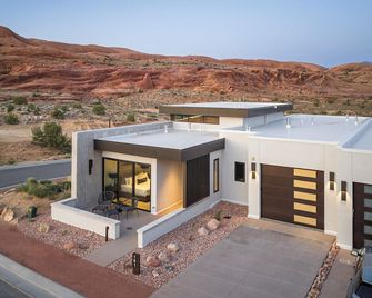 Lionsback Resort - Moab - Edificio