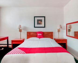 OYO Hotel Dalton Pa I-81 - Dalton - Bedroom