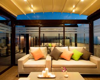 Muscat Hotel & Apartments - Maskat - Wohnzimmer