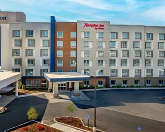 Hampton Inn by Hilton St. Louis Airport - San Luis - Edificio