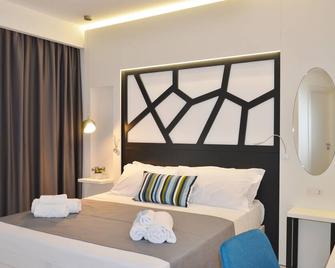 Centurio luxury rooms - Tropea - Schlafzimmer