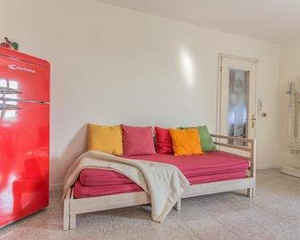 Apartment Ponte de Tola - Fratta Polesine - Living room