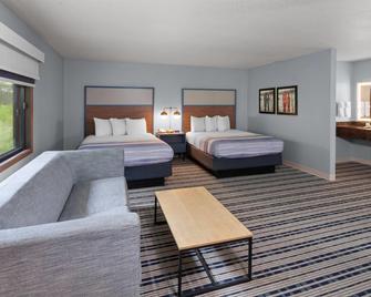 AmericInn by Wyndham West Salem - West Salem - Bedroom