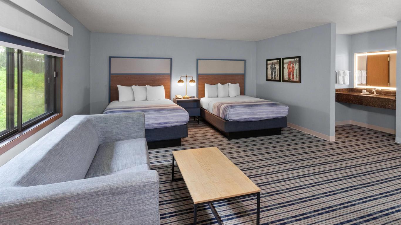 AmericInn by Wyndham West Salem